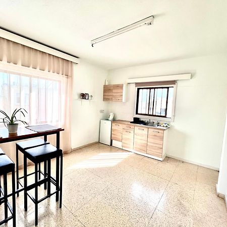 Apt On The Street Of Bars&Nightclubs In Ayia Napa 11 Apartment Exterior photo