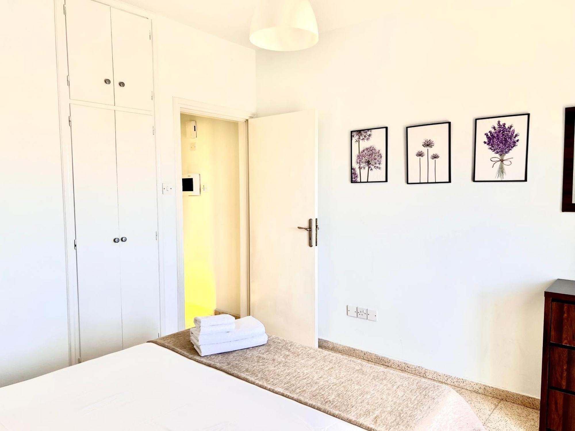 Apt On The Street Of Bars&Nightclubs In Ayia Napa 11 Apartment Exterior photo